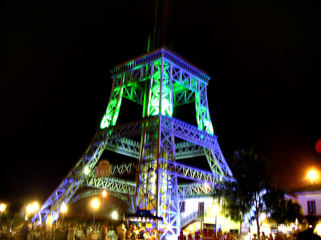 torre eiffel:p85peyvrdq0= hopi hari